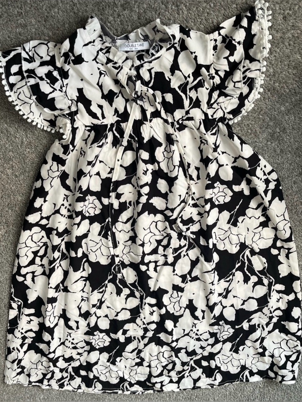 Black & White Floral Cap Sleeve V-Neck Dress
